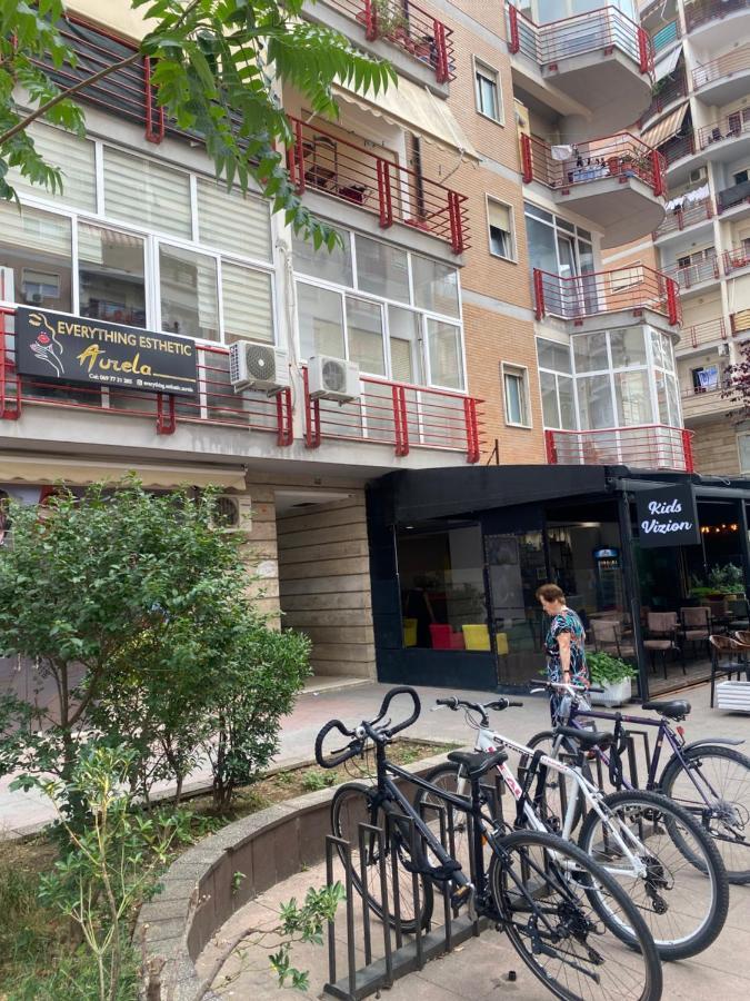 Newly Renovated One Bedroom Apartment In Tirana Exterior photo